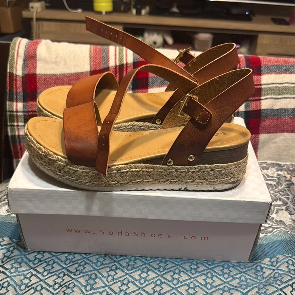 Soda Brown Espadrille Shoes with Platform Sole - Picture 3 of 6